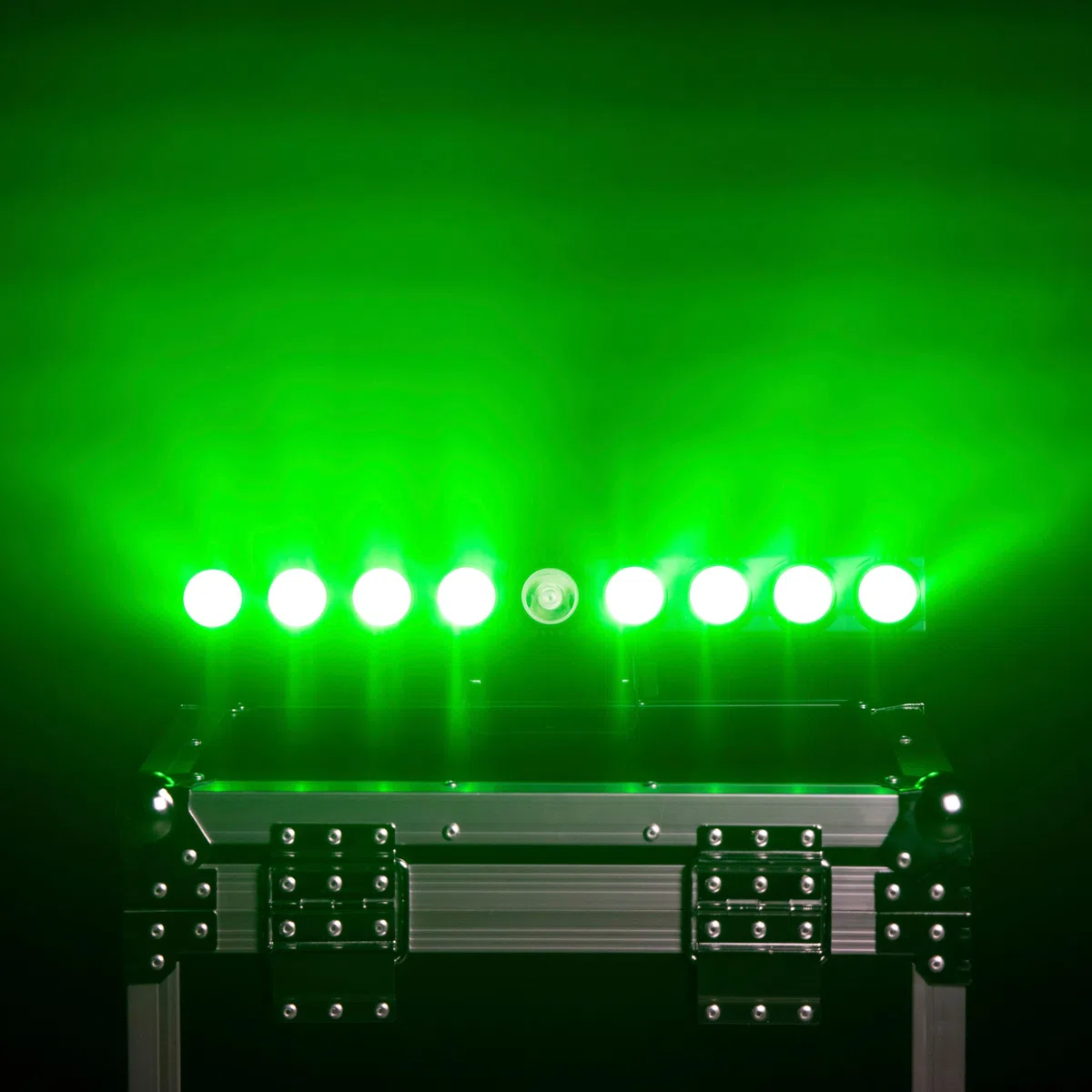 BoomToneDJ ColorBar 9x3W RGB – Barre LED RGB 9x3W avec contrôle DMX, télécommande IR, Effets stroboscopiques et LED Individuelles – Idéale pour DJ, scènes, événements et installations Fixes