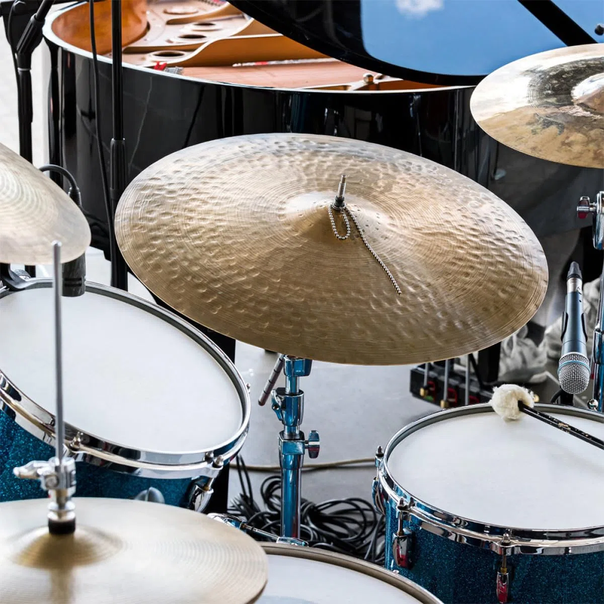 VICASKY Chaîne D'extension D'amortissement des Cymbales Longueur Réglable en Alliage D'aluminium Argenté Lot de 2 Pièces pour Ajustement Sonore pour Kit de Batterie Jazz